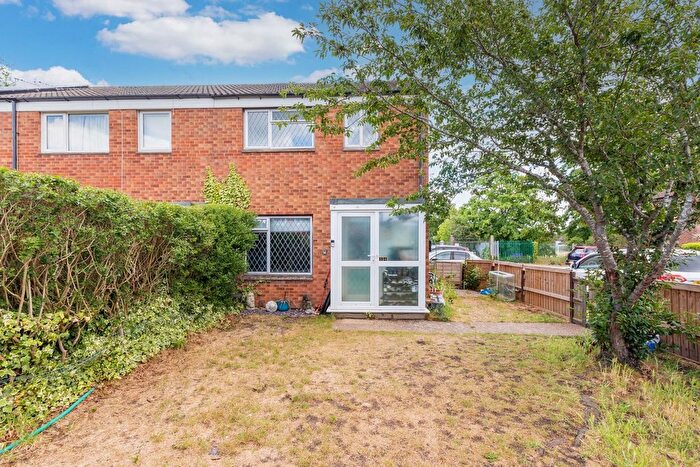 3 Bedroom Terraced House For Sale In Griffin Close, Maidenhead, SL6
