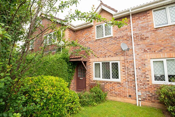 2 Bedroom Terraced House To Rent In Hornchurch Close, Llandaff, Caerdydd, CF5