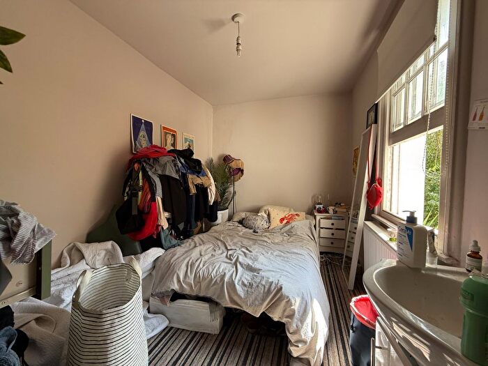 3 Bedroom Flat To Rent In Lansdowne Street, Hove, BN3