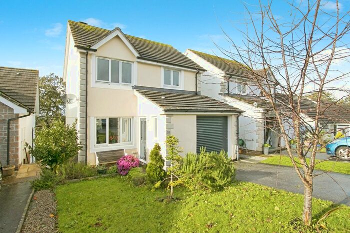 5 Bedroom Detached House For Sale In Tinney Drive, Truro, Cornwall, TR1