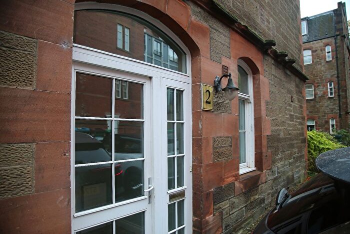 3 Bedroom Flat To Rent In Scrimgeour Place, City Centre, Dundee, DD3