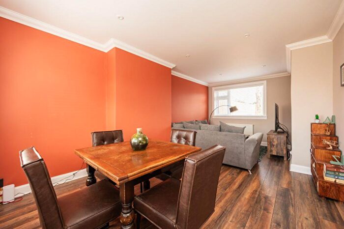 2 Bedroom Detached Villa For Sale In Moredun Park Gardens, Edinburgh, EH17