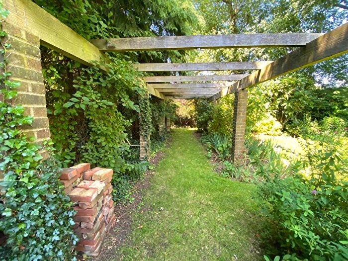 1 Bedroom Bungalow To Rent In Ford Cottage, Watersplash Lane, Warfield, Berkshire, RG42