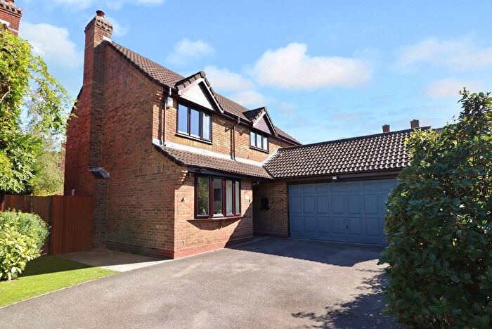 4 Bedroom Detached House For Sale In Oak Vale, West End, SO30