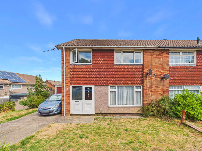 3 Bedroom End Of Terrace House For Sale In Kilmersdon Road, BS13