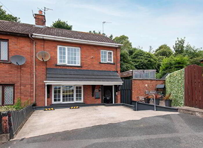 3 Bedroom Semi-Detached House For Sale In Mount Charles, Banbridge, BT32