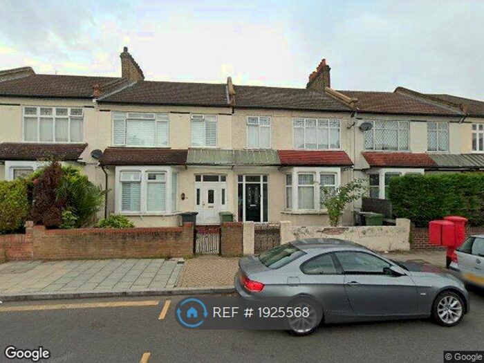 3 Bedroom Terraced House To Rent In Chudleigh Rd, London, SE4