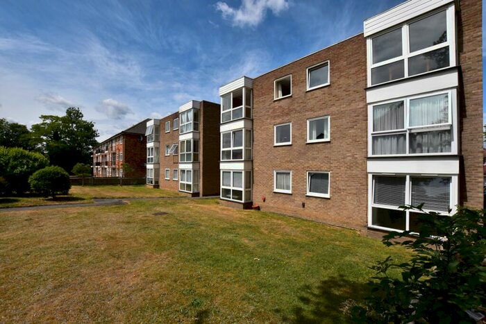 1 Bedroom Flat To Rent In Longlands Road, Sidcup, DA15