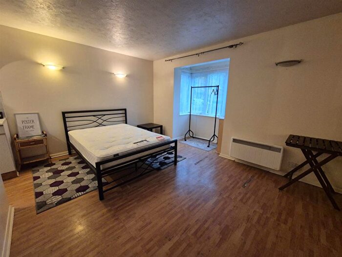 Studio To Rent In Gatting Close, Pavilion Way, Edgware, HA8