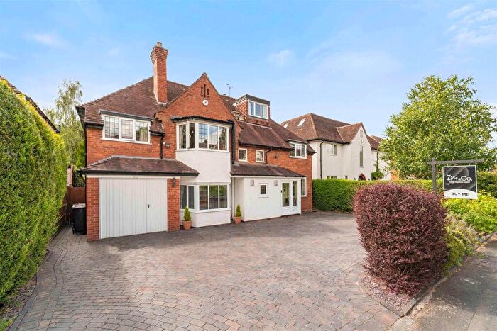 6 Bedroom Detached House For Sale In Park Avenue, Solihull, B91