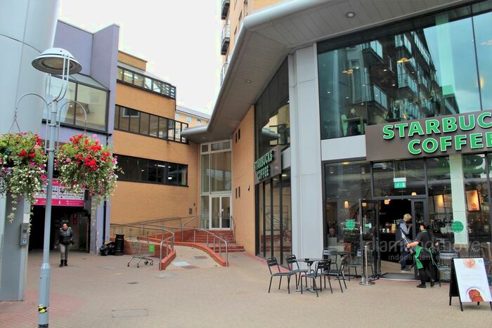 2 Bedroom Flat To Rent In The High Street, Feltham, TW13