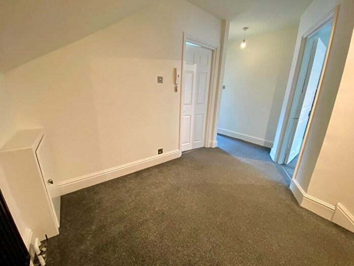 2 Bedroom Apartment To Rent In Old Christchurch Road, Bournemouth, BH1