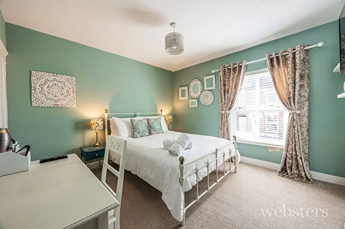 3 Bedroom Terraced House For Sale In Warwick Street, Norwich, NR2