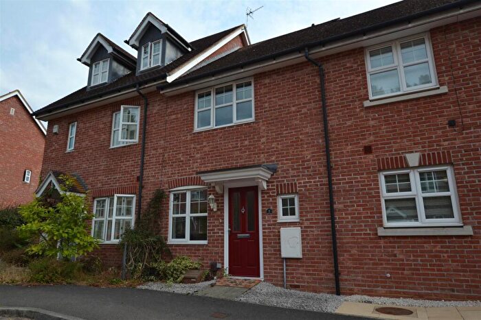 2 Bedroom House To Rent In Stockbridge Road, Fleet, GU51