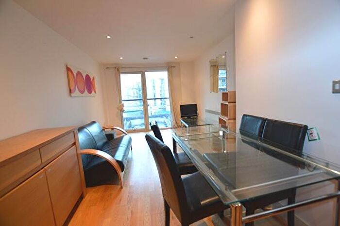 1 Bedroom Apartment To Rent In Magellan House, Leeds Dock, City Centre, LS10