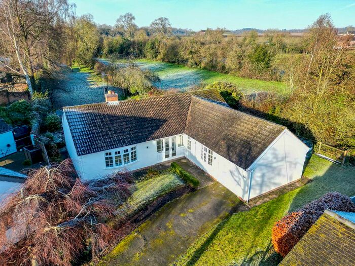 4 Bedroom Detached Bungalow To Rent In Main Street, Osgathorpe, LE12