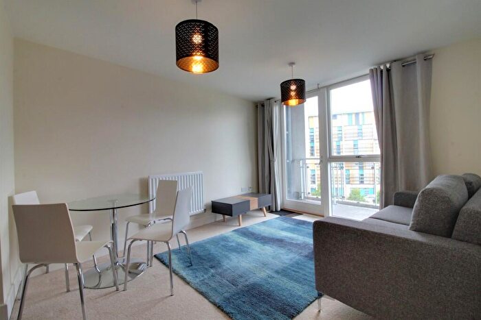 2 Bedroom Apartment To Rent In Langley Walk, Park Central, Birmingham, B15