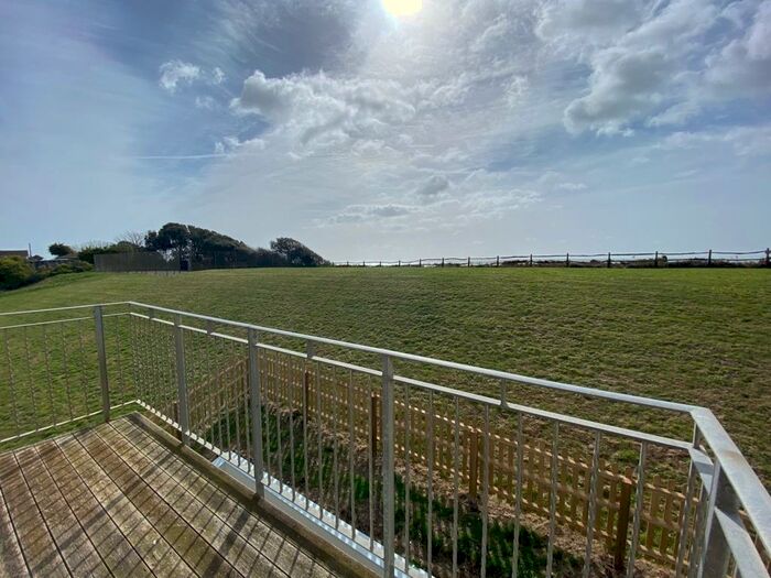 2 Bedroom Apartment To Rent In Shore Road, Bonchurch, Ventnor, PO38