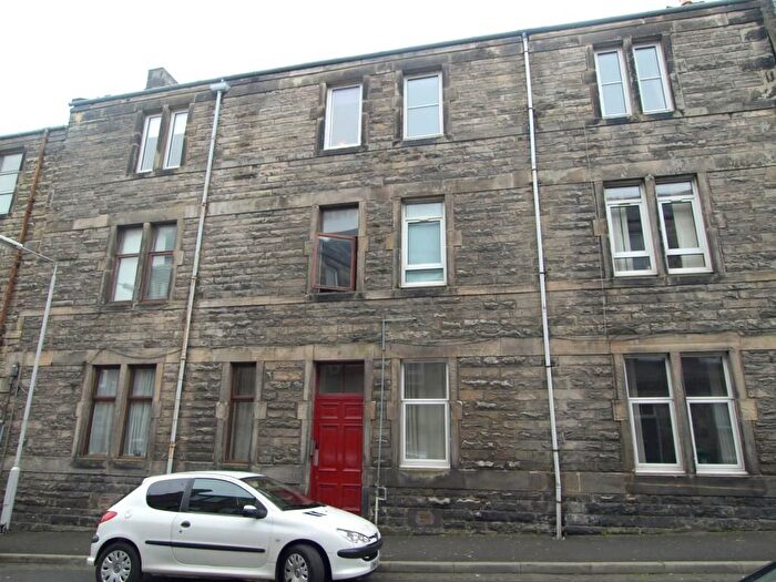 2 Bedroom Flat To Rent In Flat Ground Floor Left, Alexandra Street, Dunfermline, KY12