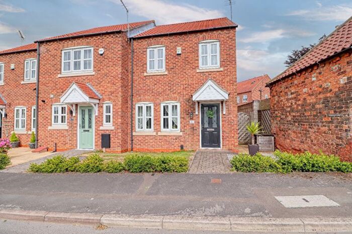3 Bedroom Terraced House For Sale In Hazel Avenue, Crowle, DN17