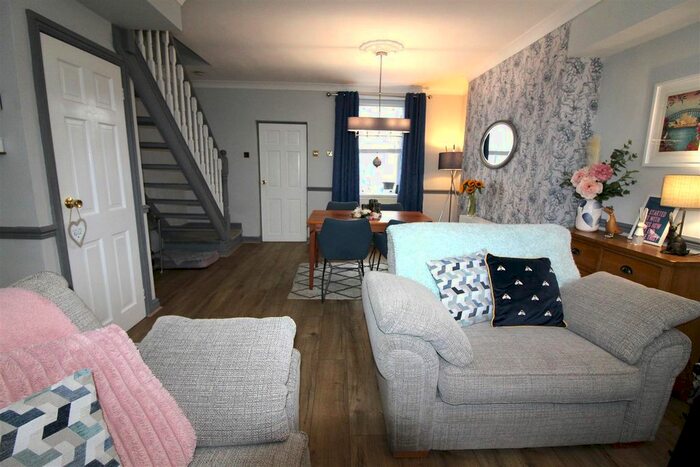 3 Bedroom Terraced House For Sale In Hill Street, Newbridge, Newport, NP11