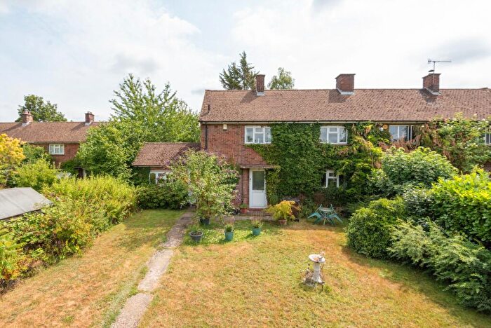 3 Bedroom Semi Detached House For Sale In Purr Wood, Godmersham, CT4