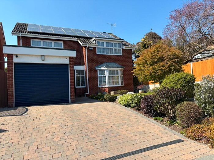 4 Bedroom Detached House For Sale In Dugdale Avenue, Stratford-upon-Avon, CV37