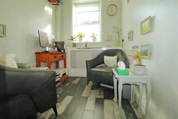 3 Bedroom Detached House For Sale In Baldwin Road, Minster On Sea, Sheerness, ME12
