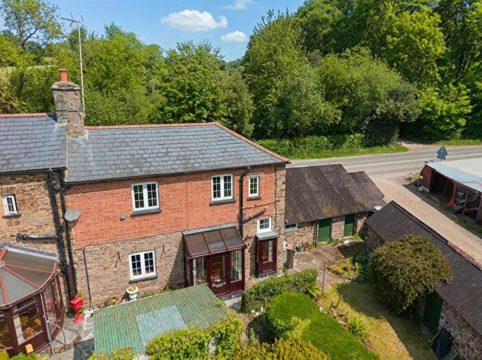 2 Bedroom End Of Terrace House For Sale In Chenson, Chulmleigh, EX18