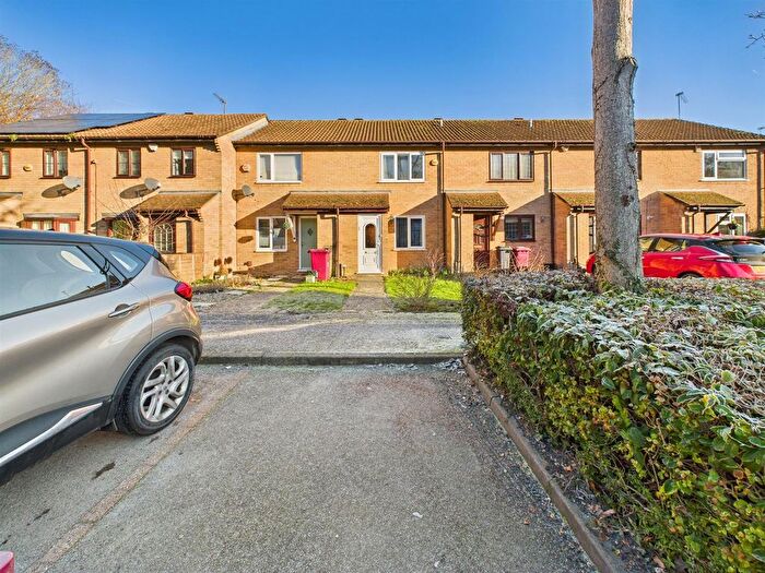 2 Bedroom Terraced House For Sale In Test Close, Tilehurst, Reading, RG30