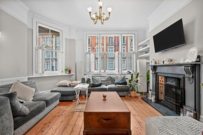 2 Bedroom Flat To Rent In University Mansions, Lower Richmond Road, SW15