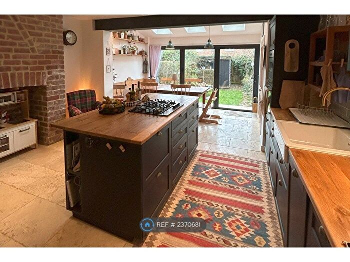 3 Bedroom Terraced House To Rent In Clarence Place, Bath, BA1