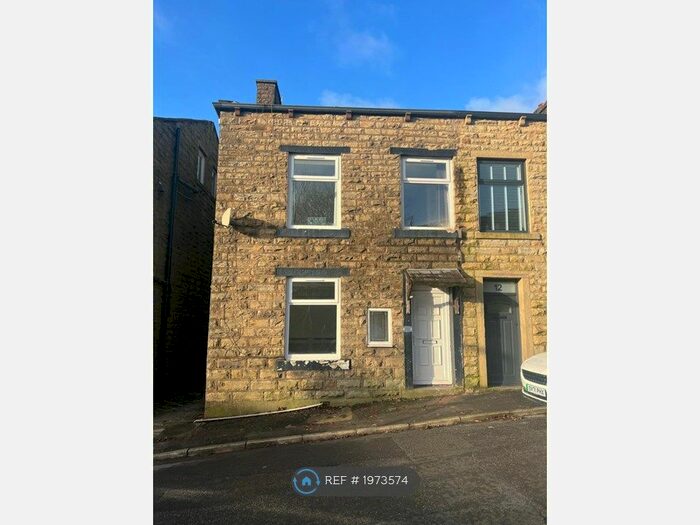 3 Bedroom Semi-Detached House To Rent In Church Street, Bacup, OL13