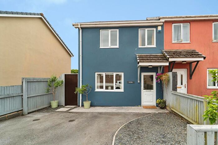3 Bedroom Semi-Detached House For Sale In Vineyard Vale, Valley Road, Saundersfoot, Pembrokeshire, SA69