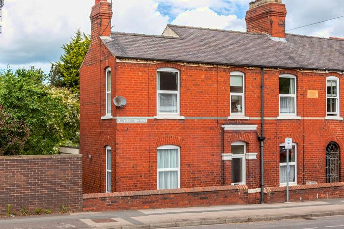 1 Bedroom Flat To Rent In Hawthorn Grove, York, YO31