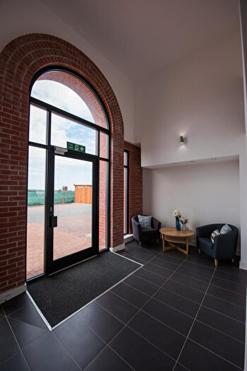 2 Bedroom Flat To Rent In Princeton Place, Liverpool, Merseyside, L8