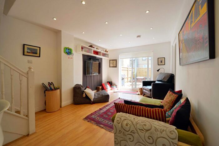 4 Bedroom Terraced House To Rent In Ruston Street, London, E3
