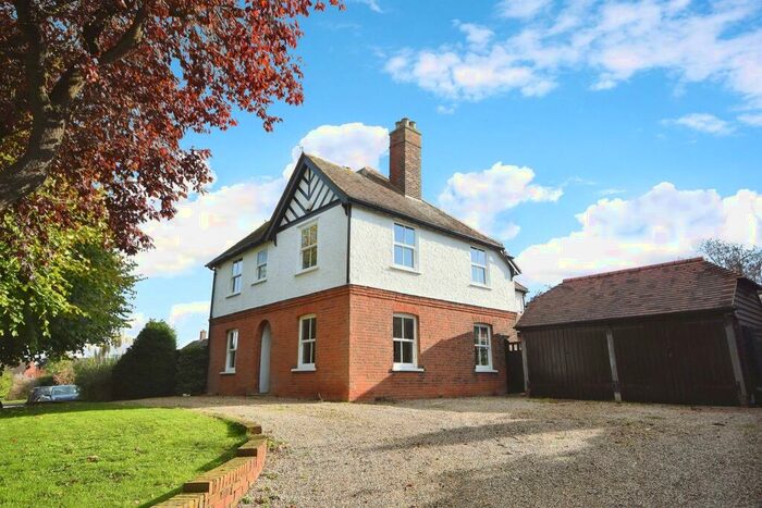 4 Bedroom Detached House For Sale In Stonehill Road, Roxwell, Chelmsford, CM1