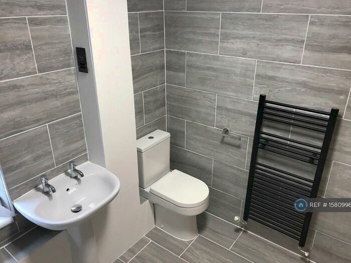 2 Bedroom Flat To Rent In Hazebrouck Court, Worting, Basingstoke, RG23
