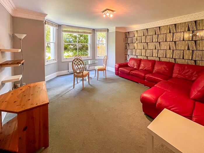 2 Bedroom Flat To Rent In Brickfields, Harrow On The Hill, Harrow, HA2