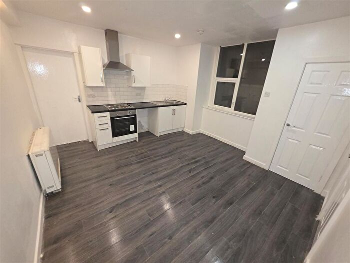 1 Bedroom Flat To Rent In Lytham Road, Blackpool, FY1