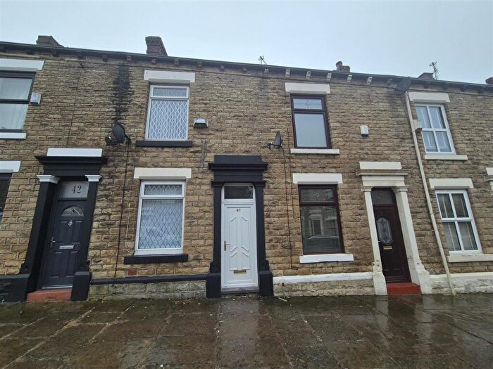2 Bedroom Terraced House To Rent In Lindsay Street, Stalybridge, SK15