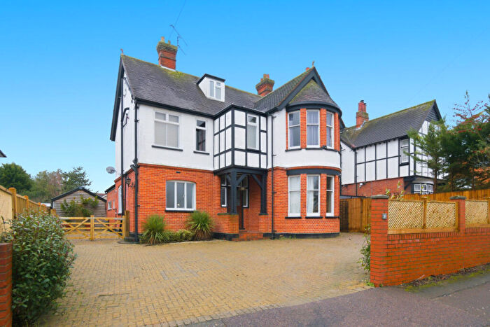 5 Bedroom Detached House For Sale In Havers Lane, Bishop's Stortford, Hertfordshire, CM23