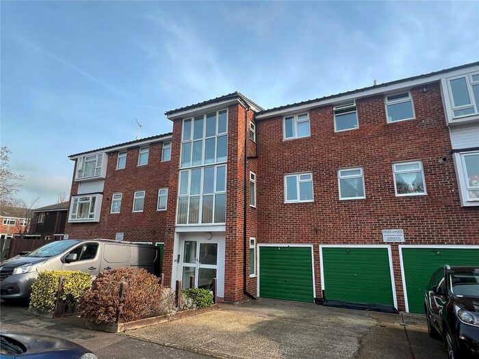 1 Bedroom Flat To Rent In Howden Close, Thamesmead, London, SE28
