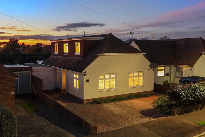 3 Bedroom Chalet For Sale In Normandy Lane, East Preston, BN16