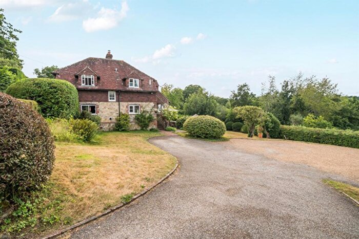 3 Bedroom Detached House To Rent In River, Petworth, GU28