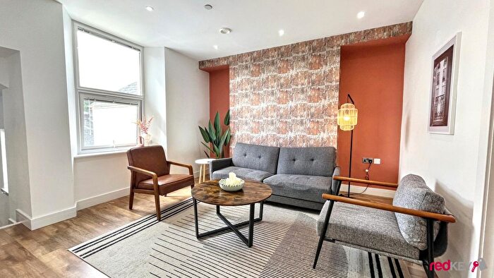 1 Bedroom Flat To Rent In Bridge Street, Newport, NP20