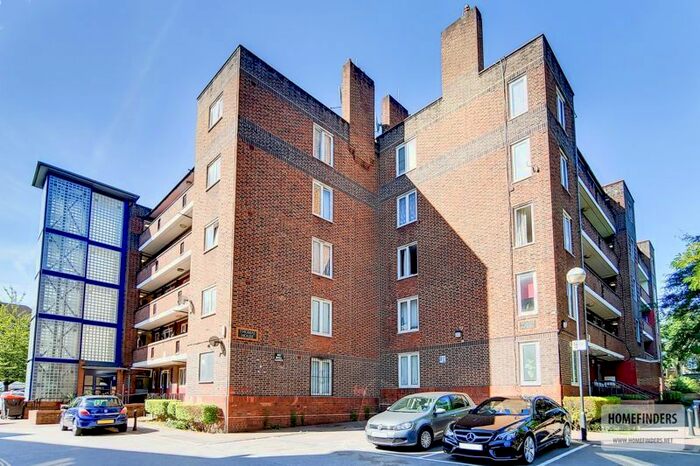 4 Bedroom Flat To Rent In Morning Lane, London, E9