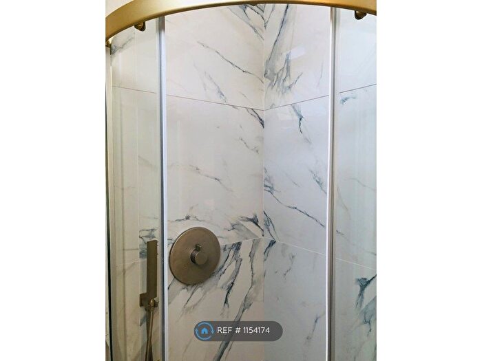 1 Bedroom Flat To Rent In Pavilion Terrace, London, W12