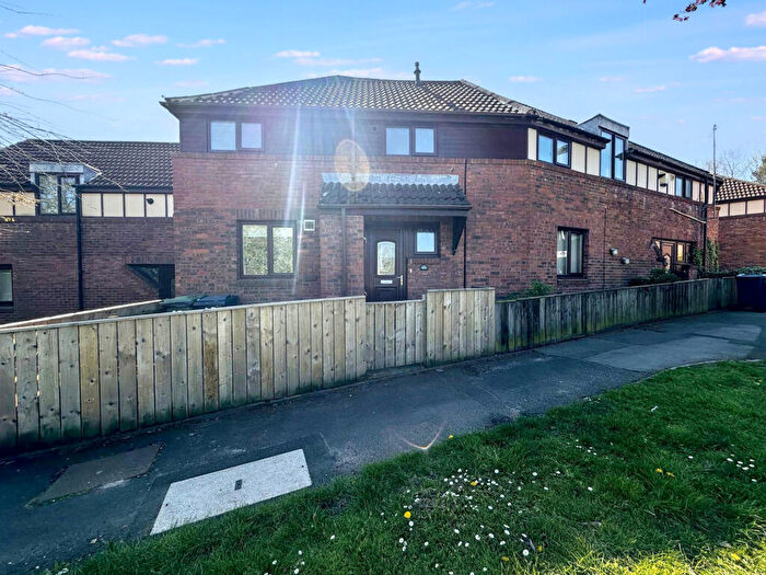 3 Bedroom Terraced House For Sale In Kestrel Close, Washington, Tyne And Wear, NE38